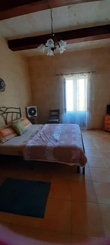 Ta Gorg Bed & Breakfast Qala Dış mekan fotoğraf
