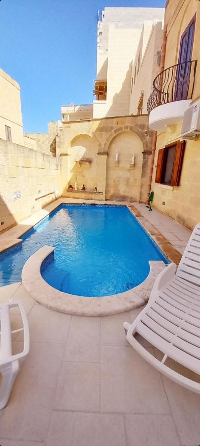 Ta Gorg Bed & Breakfast Qala Dış mekan fotoğraf